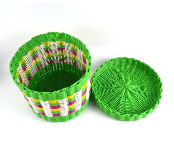 Custom plastic straw lanudry storage basket with cover